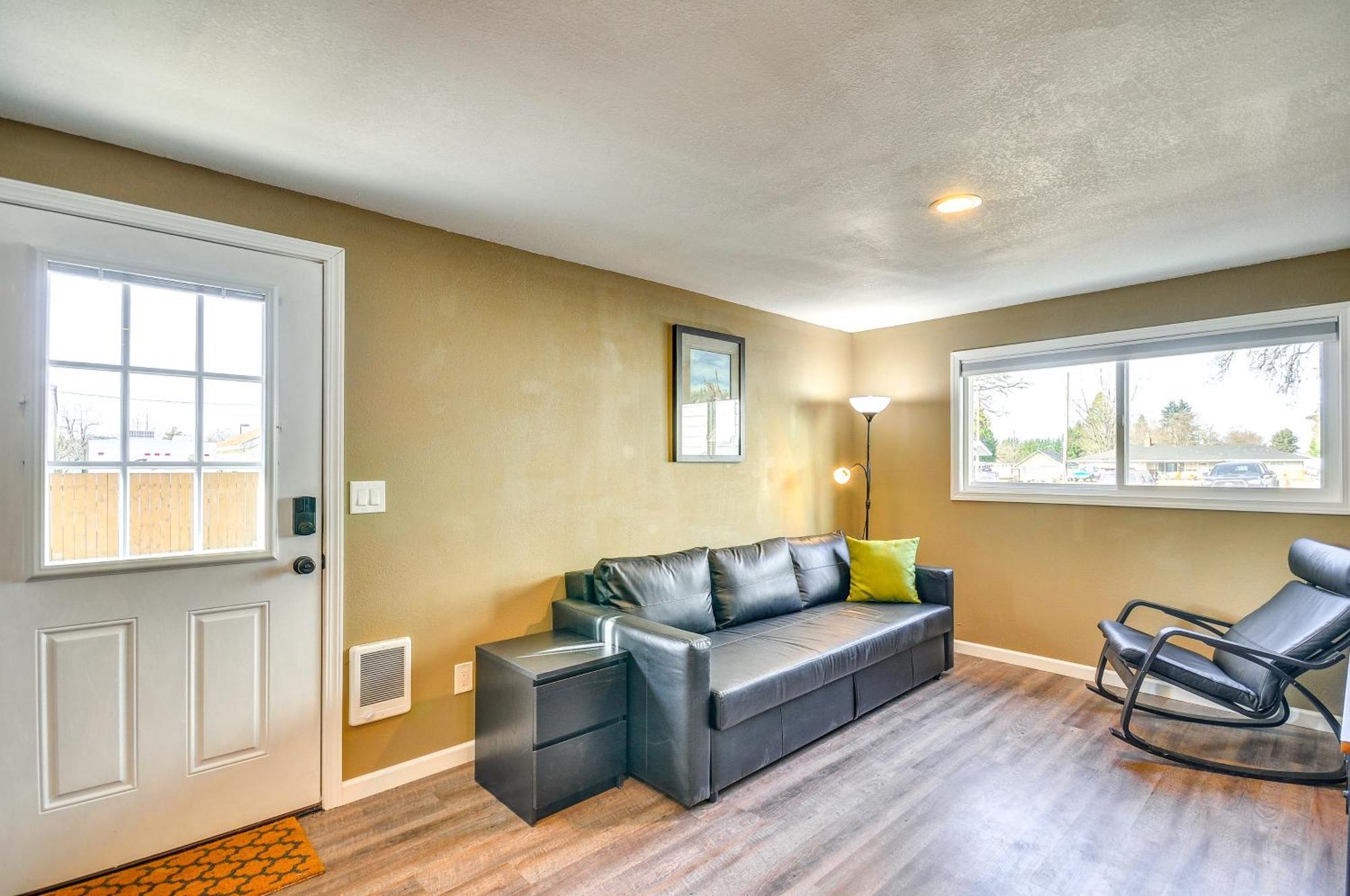 Estacada Home - Near Milo Mciver State Park! Exterior photo